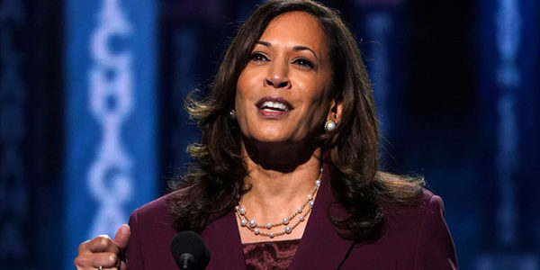 Kamala Harris durante la ceremonia de aceptación de su candidatura a la vicepresidencia de Estados Unidos.