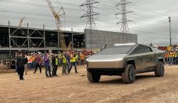 Tesla, en la mira: investigan la seguridad de su conducción…